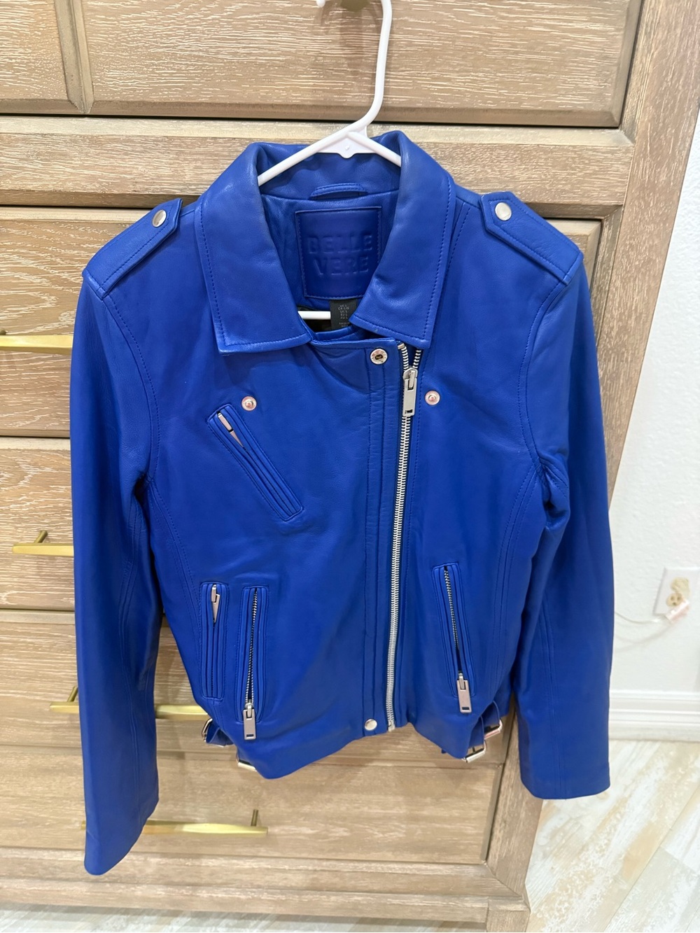 Belle Vere brand Blue Leather Moto Jacket with Silver Hardware women’s size larg